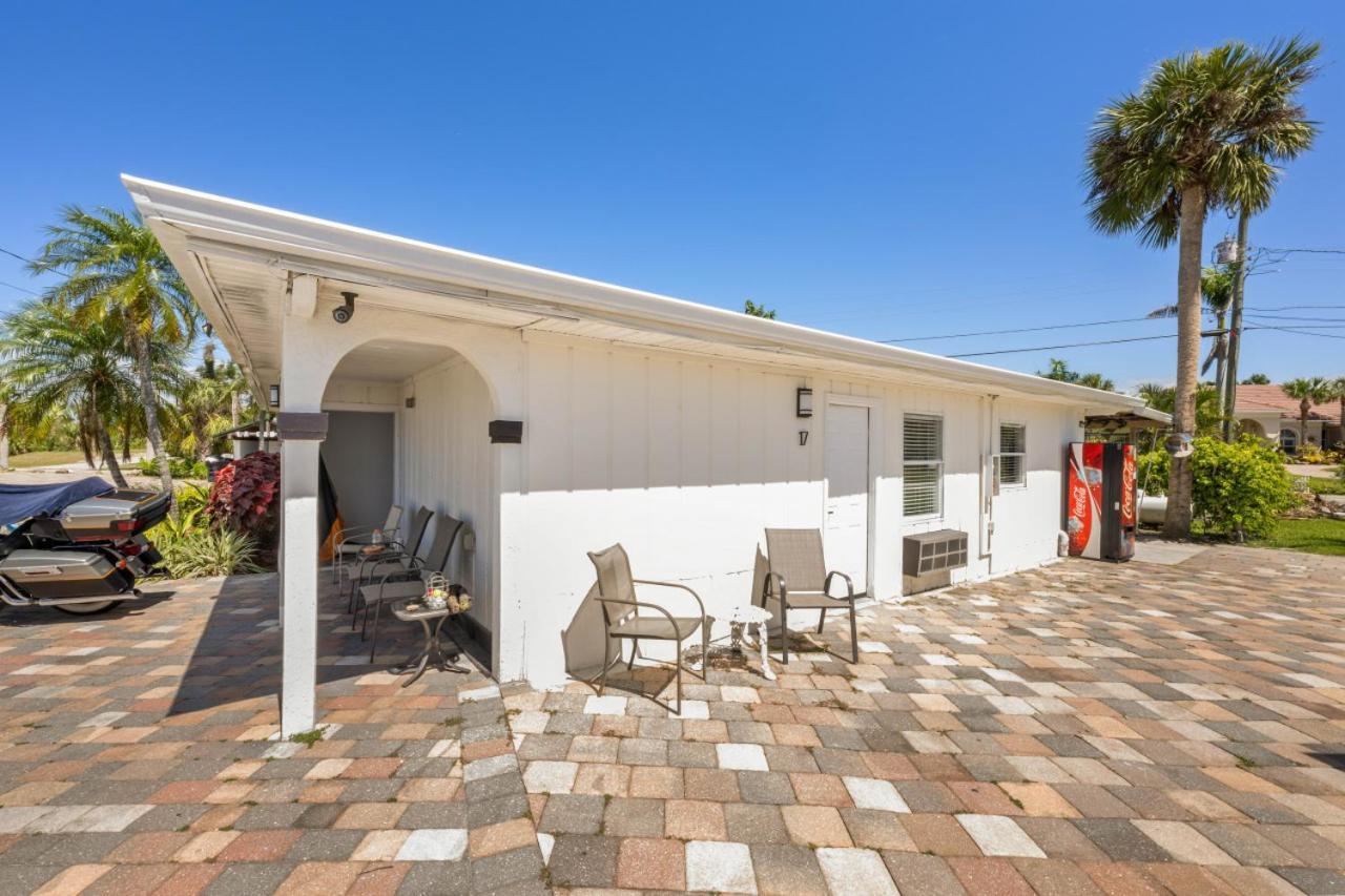 2 Bed Cottage With Pool, Close To Beach! Bbq Grills & Patio Fort Myers Exterior foto